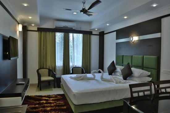 Continento The Classic Hotel Tirur Екстер'єр фото